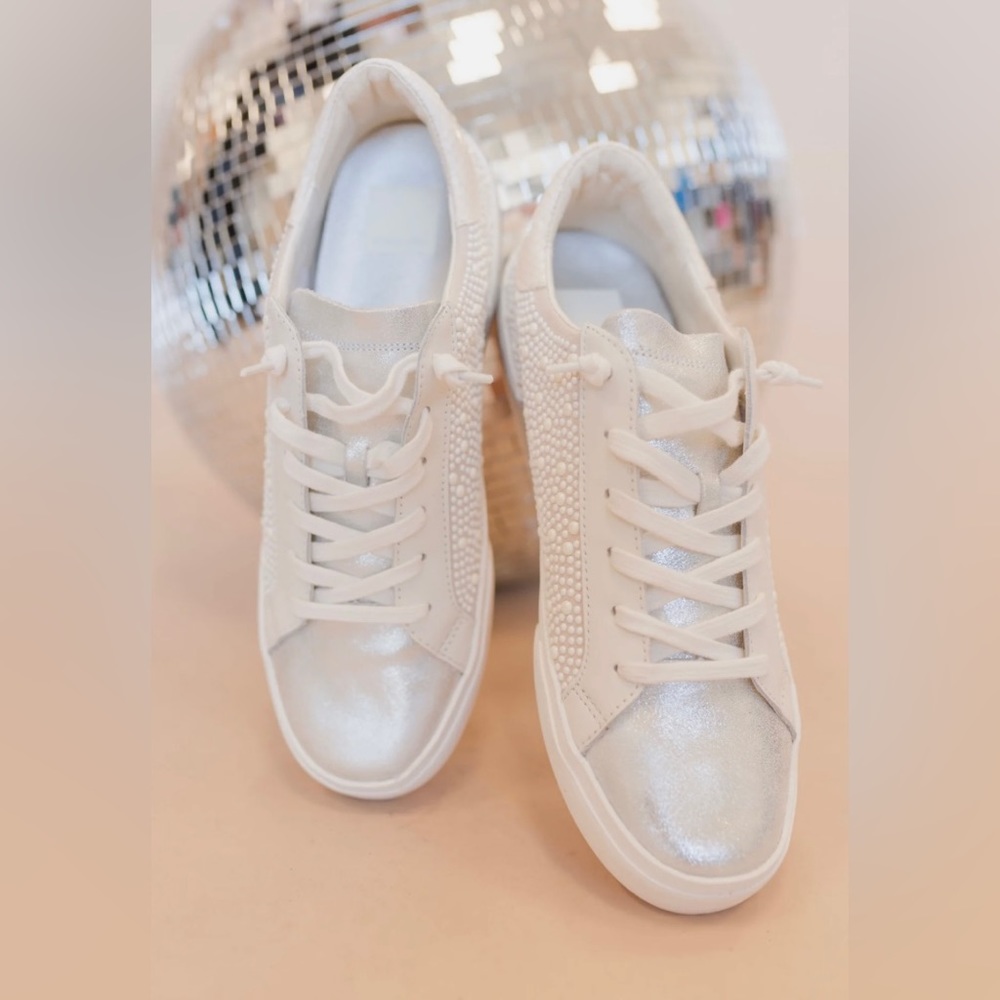 Dolce Vita Zina Pearl Sneakers 9M